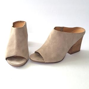 FRANCO SARTO "FELINE" TEXTURED SUEDE  BLOCK HEEL SANDAL